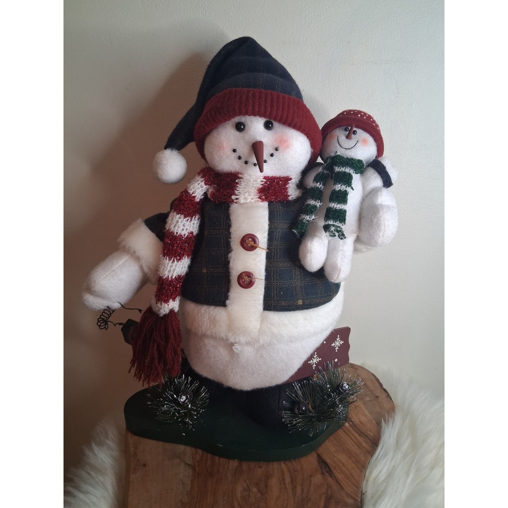 Plush Snowman Family Figurine Christmas Tabletop Decor Plaid Jacket Birdhouse